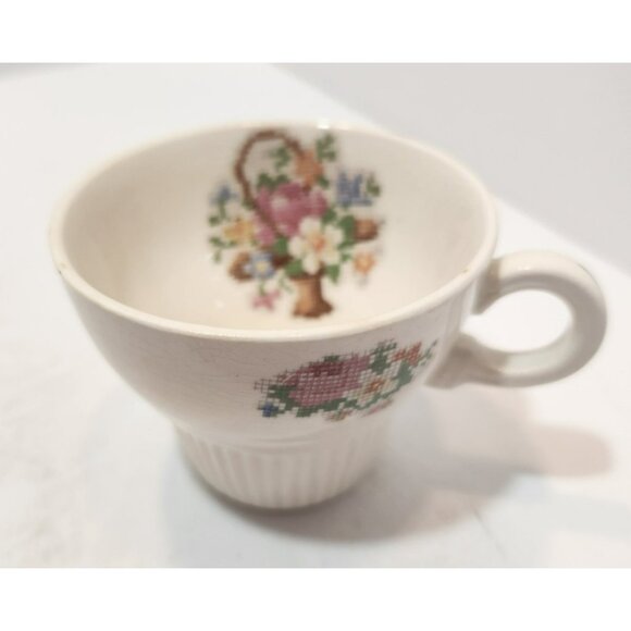 Vtg Salem China Victory Basket Needlepoint Stitch Demitasse Cups Set of 4 - Picture 5 of 16